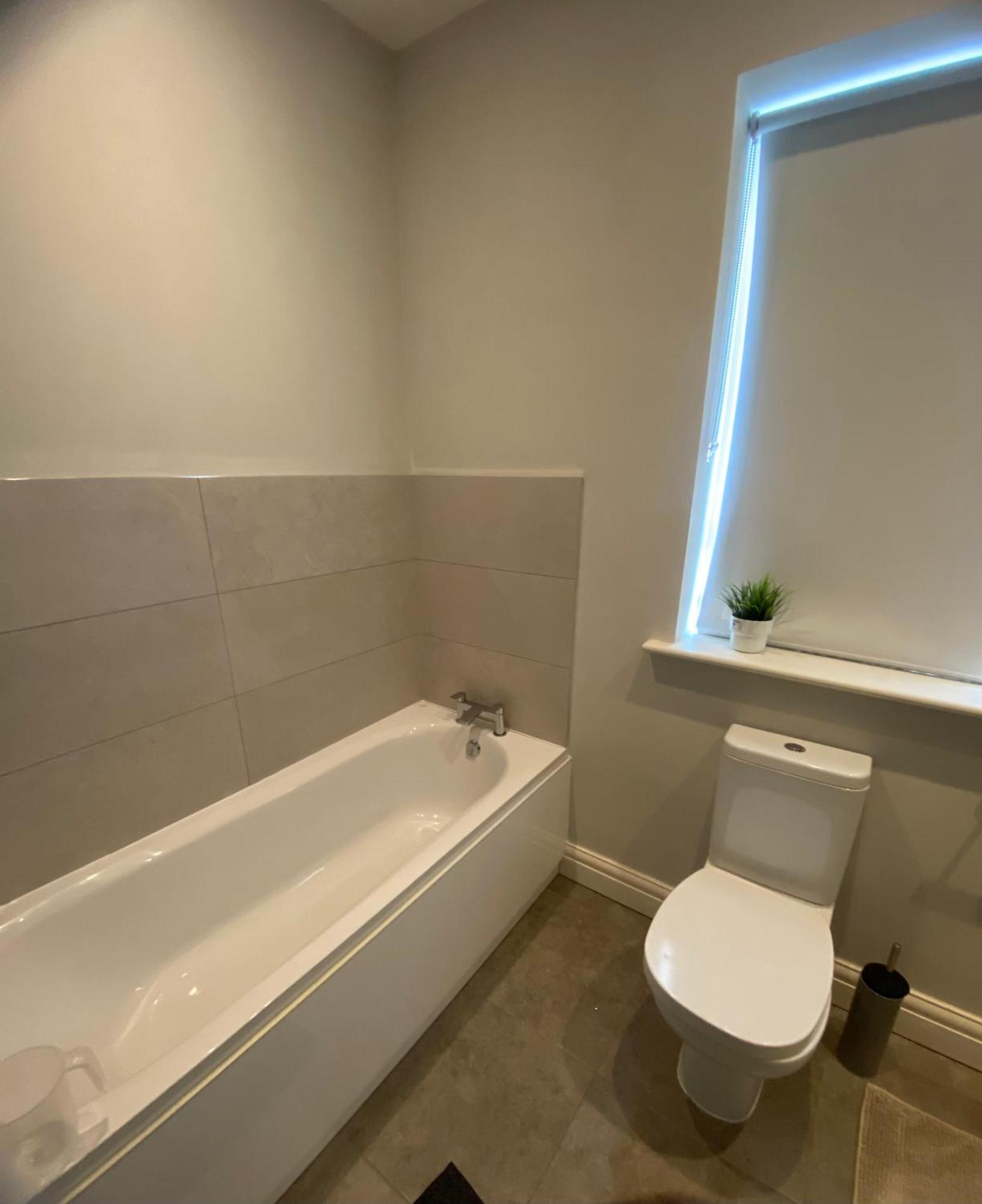 Extra Large Room In New House At Citywest Dublin Zewnętrze zdjęcie