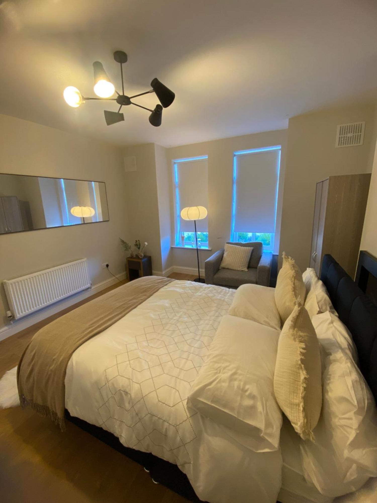 Extra Large Room In New House At Citywest Dublin Zewnętrze zdjęcie