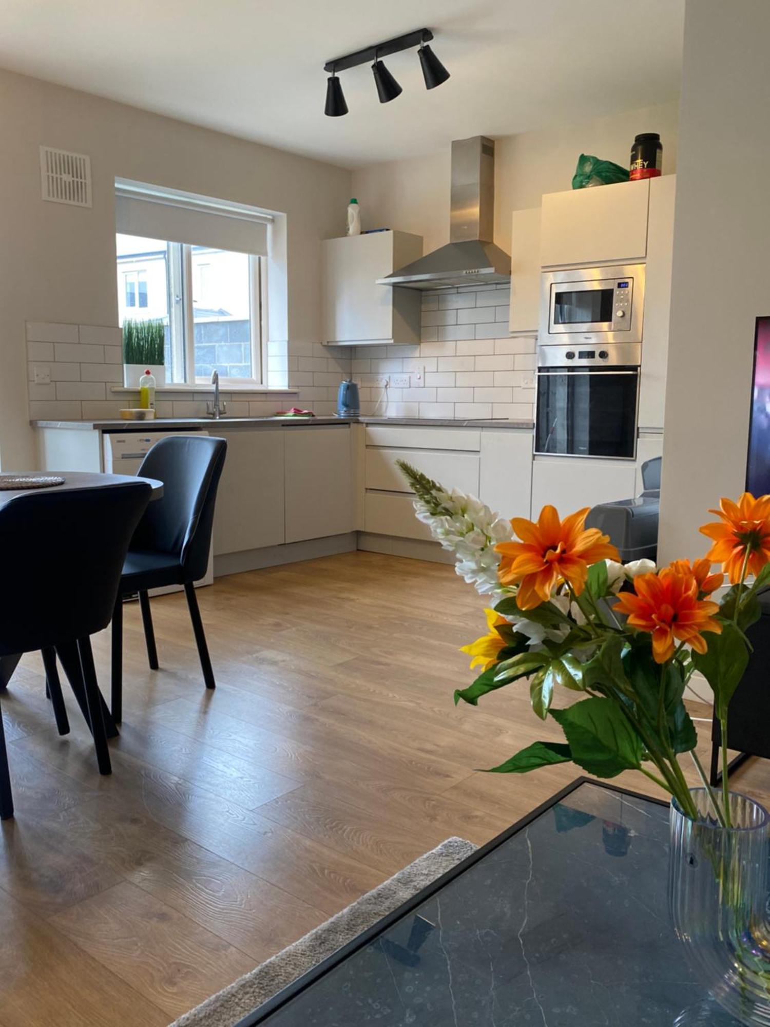 Extra Large Room In New House At Citywest Dublin Zewnętrze zdjęcie
